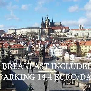 Near Lesser Town , Prag Tschechische Republik